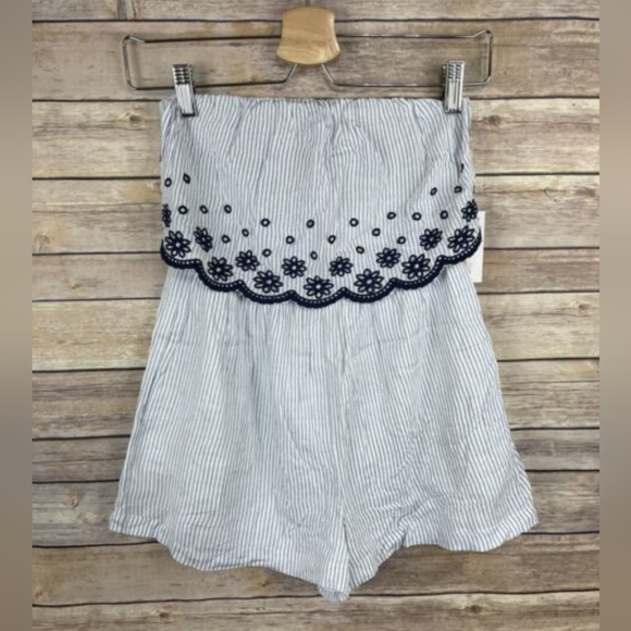 Romper - Picture 3 of 3